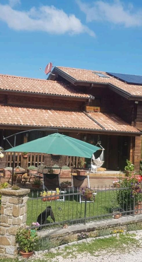 Beb Villa Sorriso San Benedetto Val di Sambro Eksteriør billede